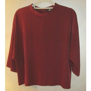 Uniqlo Burgundy Red Minimalist Top Size M